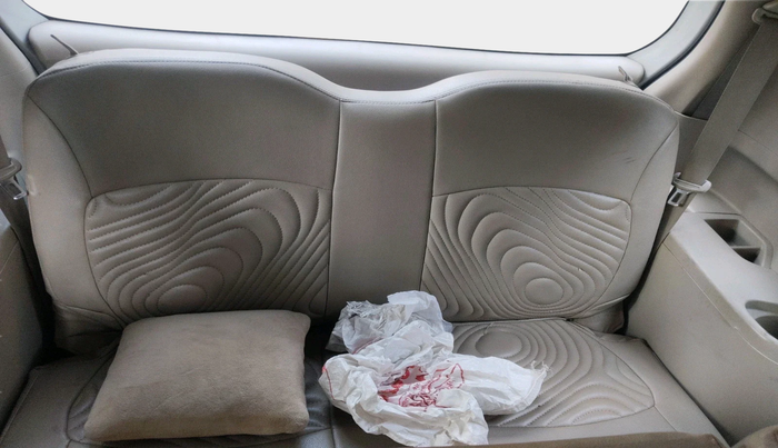 2017 Maruti Ertiga VXI CNG, Petrol, Manual, 1,53,410 km, interior