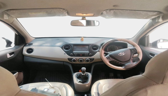 2017 Hyundai Grand i10 SPORTZ (O) 1.2 KAPPA VTVT, Petrol, Manual, 45,662 km, interior