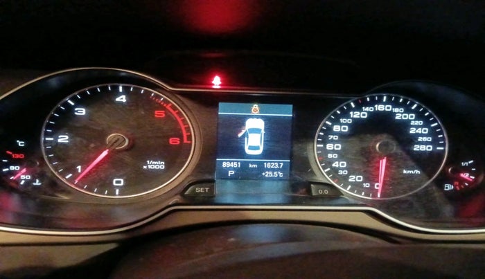 2013 Audi A4 2.0 TDI, Diesel, Automatic, 89,451 km, interior