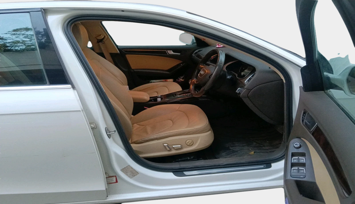 2013 Audi A4 2.0 TDI, Diesel, Automatic, 89,451 km, interior