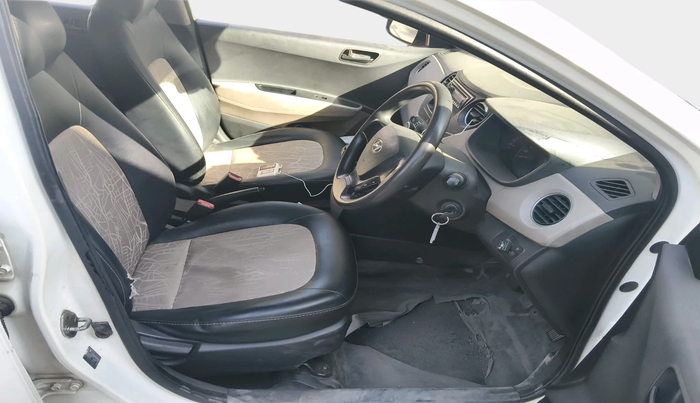 2015 Hyundai Grand i10 MAGNA 1.2 KAPPA VTVT, Petrol, Manual, 1,16,092 km, interior