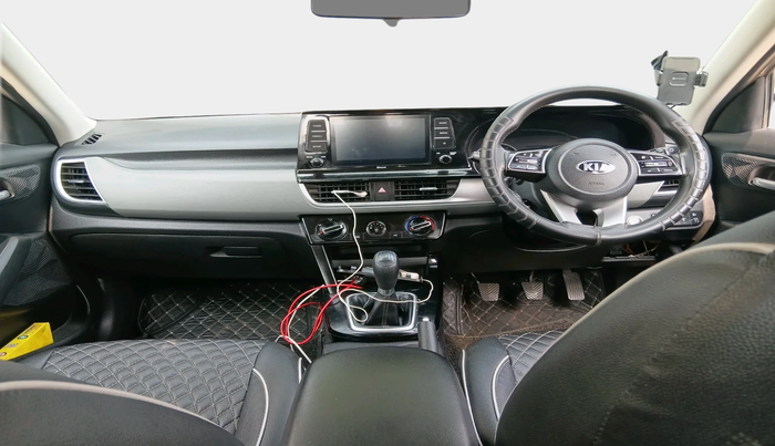 2020 KIA SELTOS HTK PLUS 1.5, Petrol, Manual, 67,117 km, interior