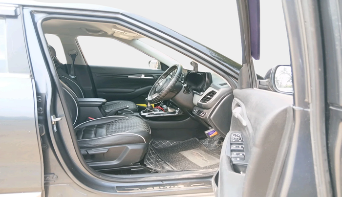 2020 KIA SELTOS HTK PLUS 1.5, Petrol, Manual, 67,117 km, interior