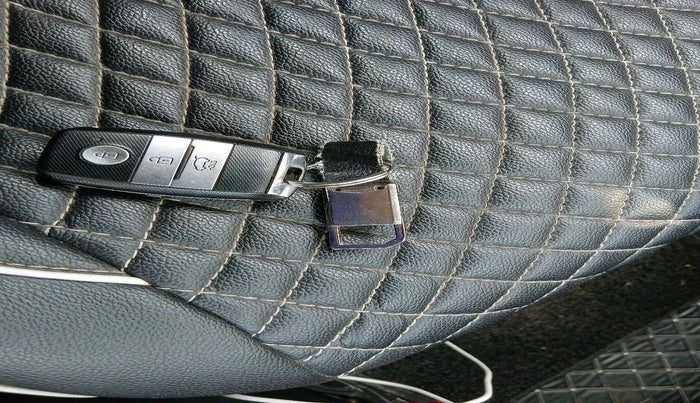 2020 KIA SELTOS HTK PLUS 1.5, Petrol, Manual, 67,117 km, interior