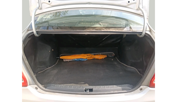 2011 Toyota Etios V, Petrol, Manual, 65,219 km, exterior