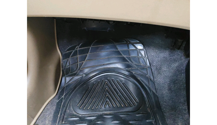 2013 Honda Brio EX MT, Petrol, Manual, 42,596 km, interior