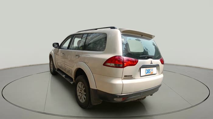 2015 Mitsubishi Pajero Sport 2.5 AT 4X2, Diesel, Automatic, 69,089 km, exterior
