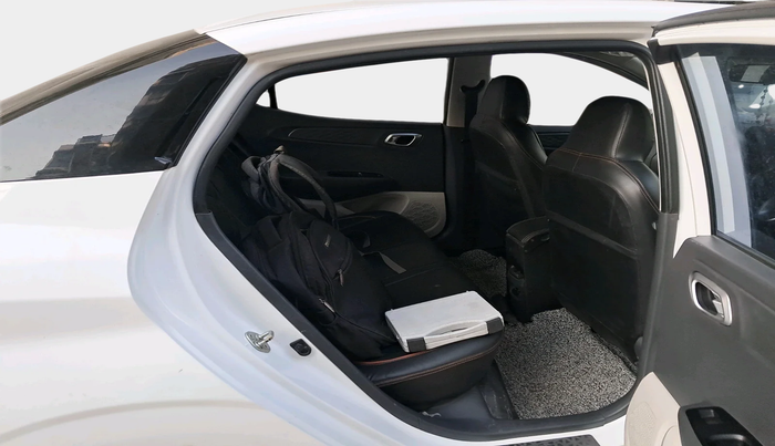 2024 Hyundai AURA SX 1.2 CNG, Petrol, Manual, 40,215 km, interior