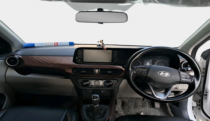 2024 Hyundai AURA SX 1.2 CNG, Petrol, Manual, 40,215 km, interior