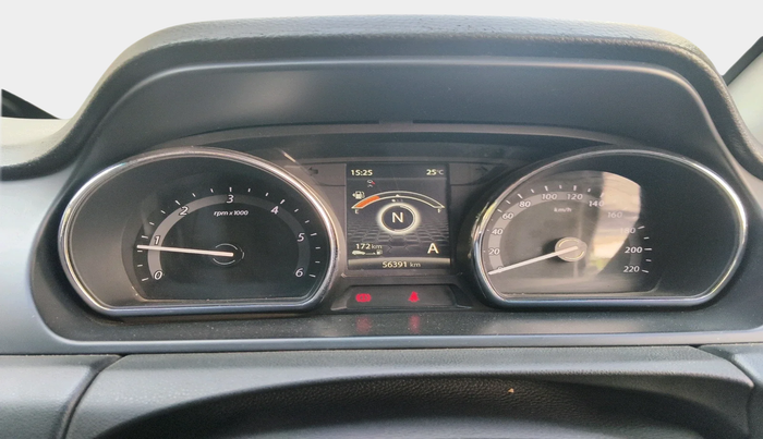 2017 Tata Hexa XTA 4X2 7 STR, Diesel, Automatic, 56,394 km, interior