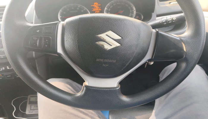 2011 Maruti Swift ZXI, Petrol, Manual, 1,53,391 km, interior