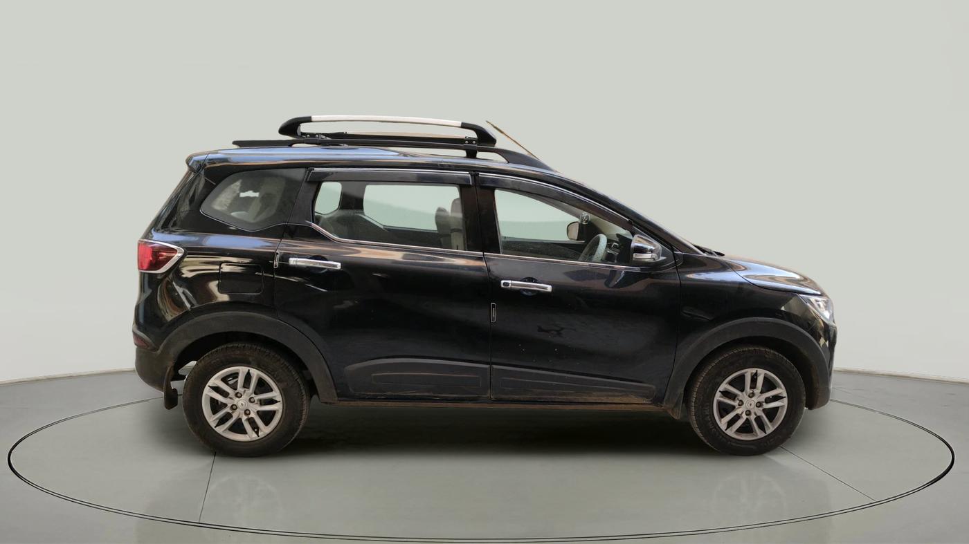 2024 Renault TRIBER RXT, Petrol, Manual, 8,864 km, exterior