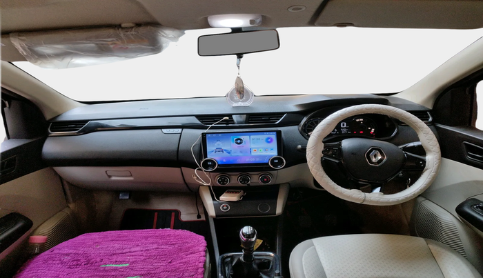 2024 Renault TRIBER RXT, Petrol, Manual, 8,864 km, interior