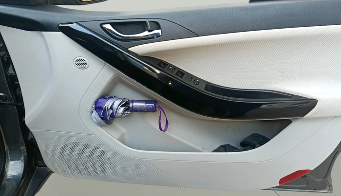 2021 Tata NEXON XZ PLUS PETROL, Petrol, Manual, 24,878 km, interior