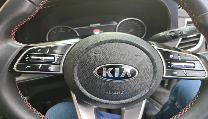 2021 KIA SELTOS GTX PLUS AT 1.5 DIESEL, Diesel, Automatic, 34,393 km, interior