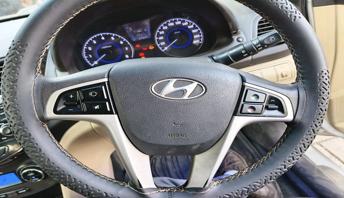 2013 Hyundai Verna FLUIDIC 1.6 VTVT SX, Petrol, Manual, 57,637 km, interior