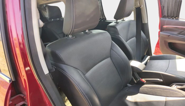 2023 Maruti XL6 ALPHA AT, Petrol, Automatic, 24,887 km, interior