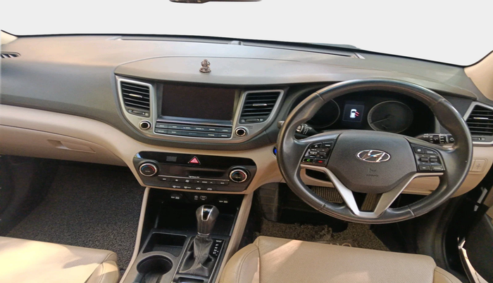 2018 Hyundai Tucson GLS 2WD AT PETROL, Petrol, Automatic, 74,013 km, interior