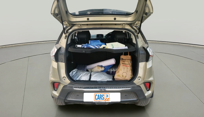 2022 Tata NEXON XZA PLUS (PREMIUM) KAZIRANGA PETROL, Petrol, Automatic, 34,560 km, exterior