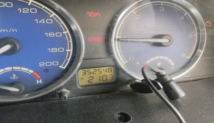 2011 Tata Safari 4X2 LX DICOR, Diesel, Manual, 3,52,548 km, interior