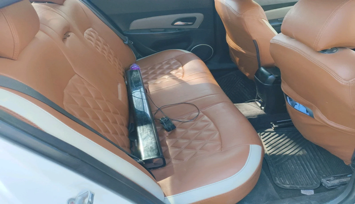 2012 Chevrolet Cruze LTZ, Diesel, Manual, 82,205 km, interior