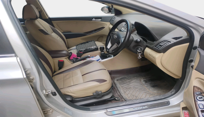 2013 Hyundai Verna FLUIDIC 1.6 VTVT SX, Petrol, Manual, 48,868 km, interior