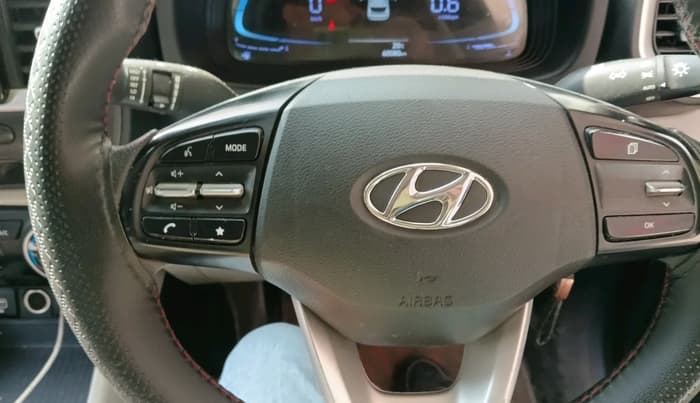 2022 Hyundai VENUE S 1.2, Petrol, Manual, 60,082 km, interior