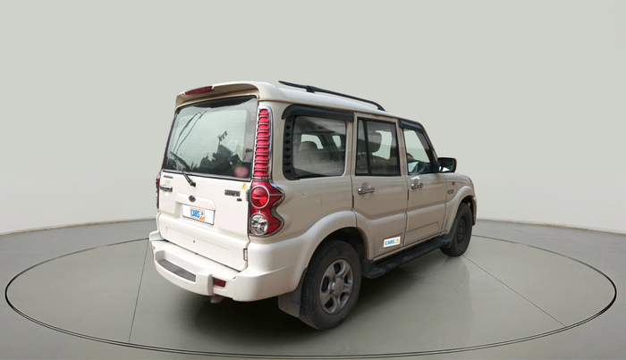 2014 Mahindra Scorpio SLE, Diesel, Manual, 1,23,346 km, exterior
