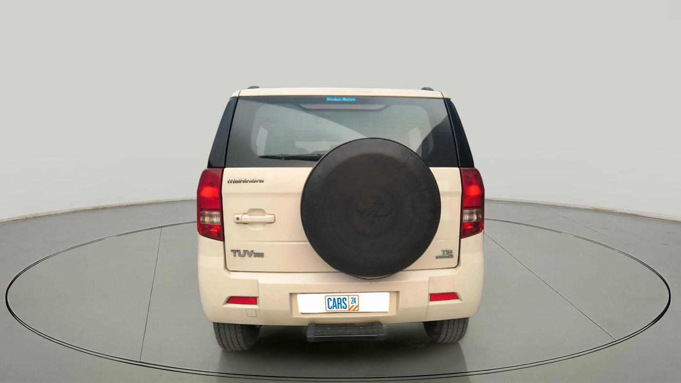 2017 Mahindra TUV300 T6 PLUS AMT, Diesel, Automatic, 23,373 km, exterior