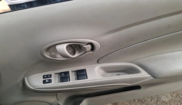 2011 Nissan Sunny XL, Petrol, Manual, 17,863 km, interior