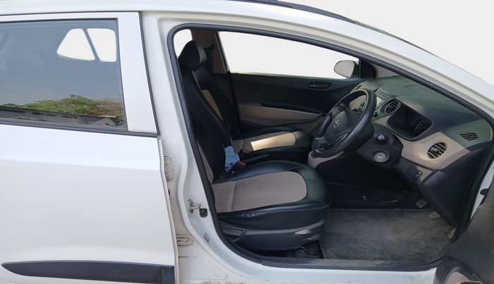 2018 Hyundai Grand i10 MAGNA 1.2 KAPPA VTVT, Petrol, Manual, 40,060 km, interior