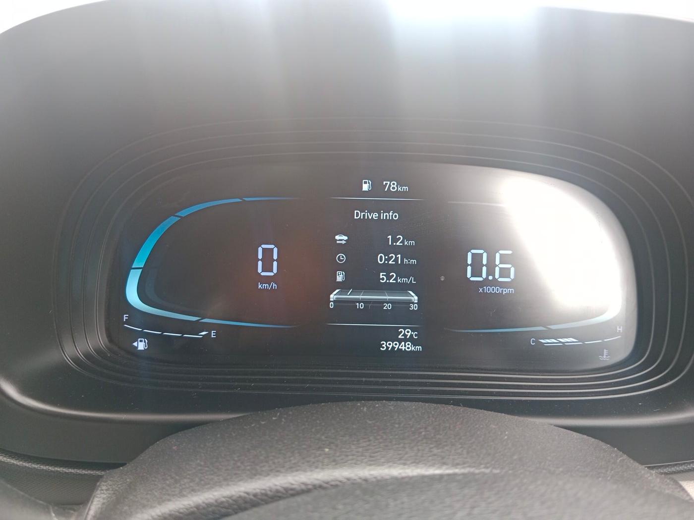 2022 Hyundai VENUE S(O) 1.2, Petrol, Manual, 40,112 km, interior