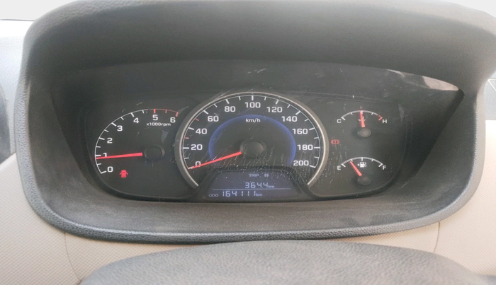 2013 Hyundai Grand i10 MAGNA 1.1 CRDI, Diesel, Manual, 1,64,113 km, interior