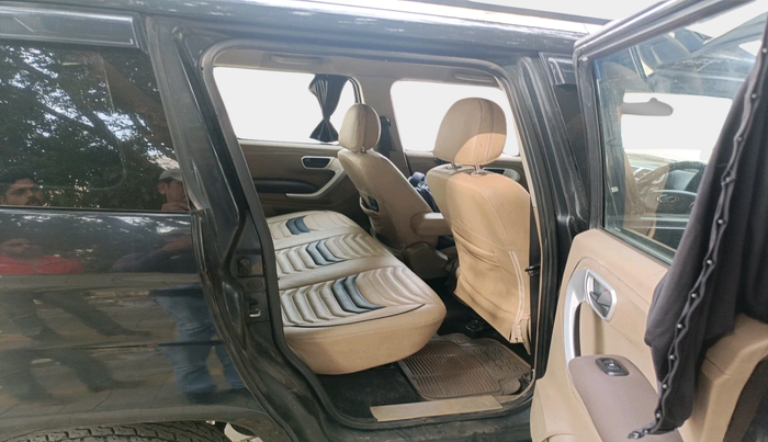 2017 Mahindra TUV300 T8 AMT, Diesel, Automatic, 96,322 km, interior