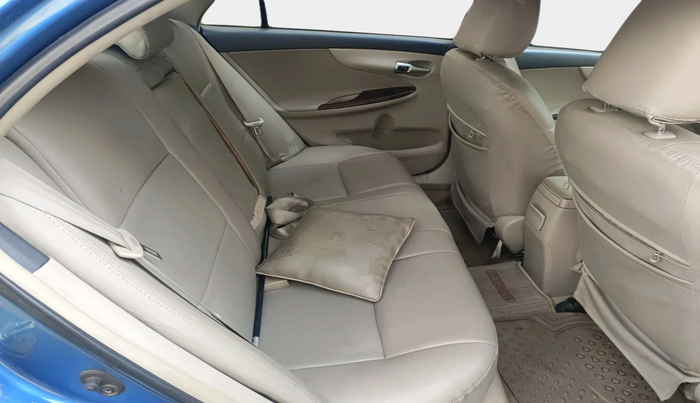 2011 Toyota Corolla Altis G PETROL, Petrol, Manual, 1,45,513 km, interior