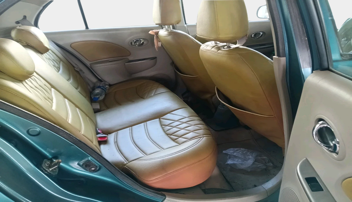 2013 Nissan Micra XV P DIESEL, Diesel, Manual, 1,39,465 km, interior