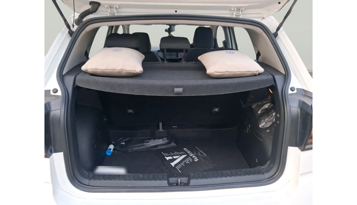 2024 Volkswagen TAIGUN COMFORTLINE 1.0 TSI MT, Petrol, Manual, 27,401 km, exterior