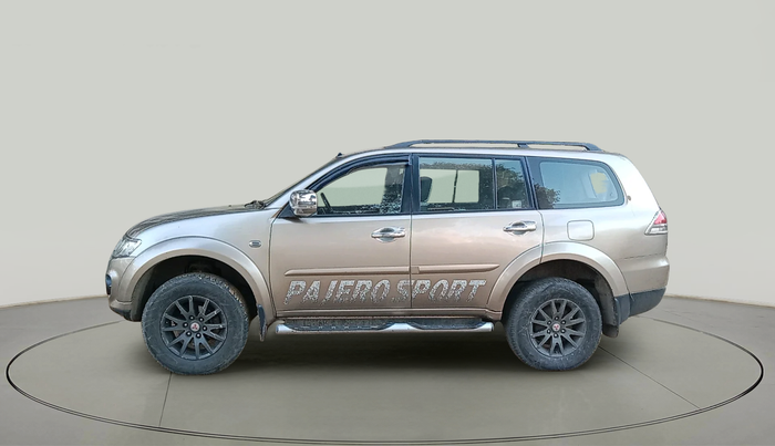 2016 Mitsubishi Pajero Sport 2.5 AT 4X2, Diesel, Automatic, 1,61,091 km, exterior