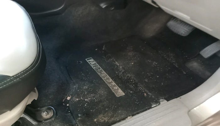 2016 Mitsubishi Pajero Sport 2.5 AT 4X2, Diesel, Automatic, 1,61,091 km, interior