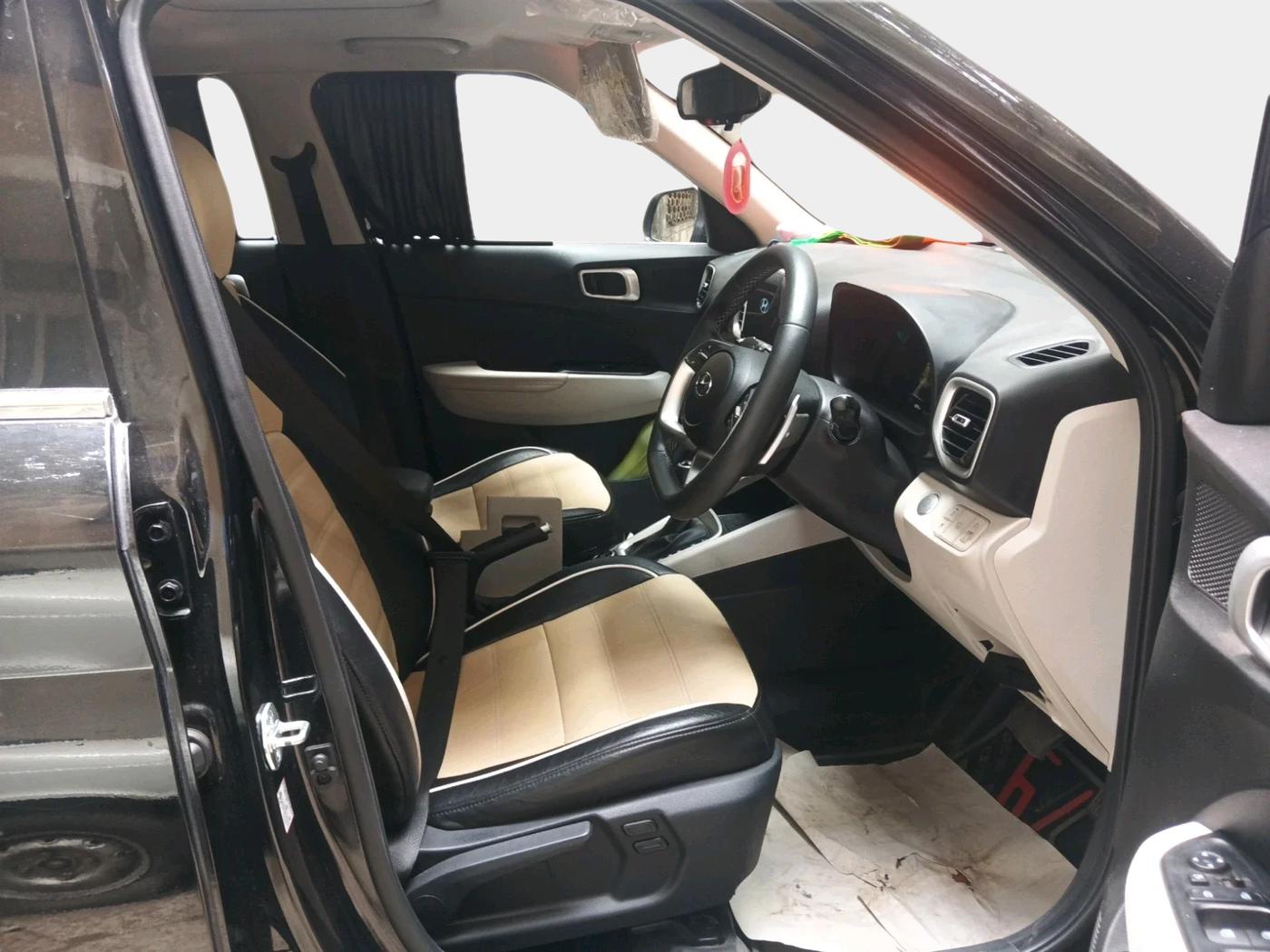 2024 Hyundai VENUE SX (O) 1.0 TURBO DCT, Petrol, Automatic, 8,591 km, interior