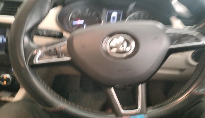 2015 Skoda Octavia STYLE 1.8 TSI AT, Petrol, Automatic, 1,21,444 km, interior