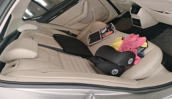 2015 Skoda Octavia STYLE 1.8 TSI AT, Petrol, Automatic, 1,21,444 km, interior