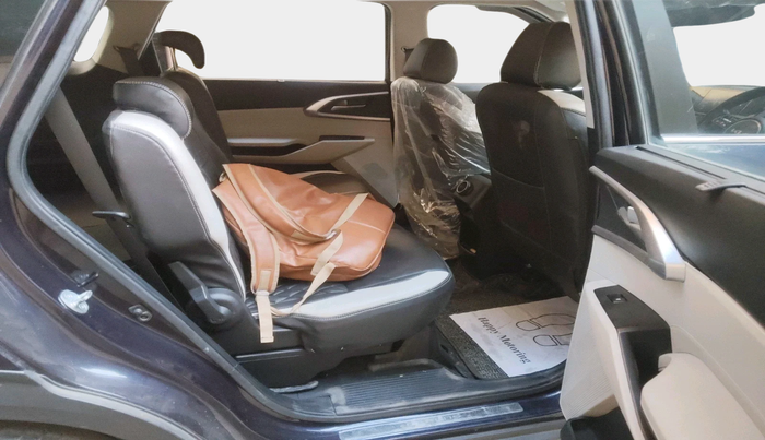 2023 KIA CARENS PRESTIGE PLUS 1.5 IMT DIESEL 7 STR, Diesel, Manual, 52,586 km, interior