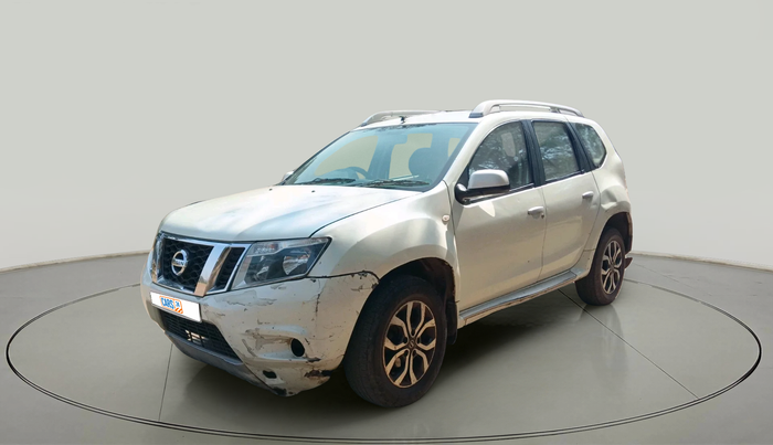 2014 Nissan Terrano XV D THP 110 PS, Diesel, Manual, 2,85,847 km, exterior