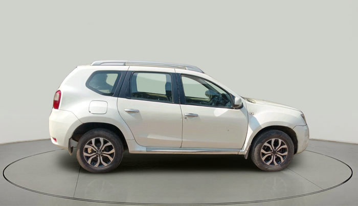 2014 Nissan Terrano XV D THP 110 PS, Diesel, Manual, 2,85,847 km, exterior