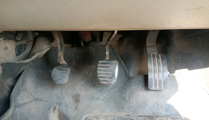 2014 Nissan Terrano XV D THP 110 PS, Diesel, Manual, 2,85,847 km, interior