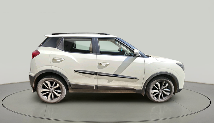 2021 Mahindra XUV300 W8 (O) 1.2 PETROL, Petrol, Manual, 20,229 km, exterior