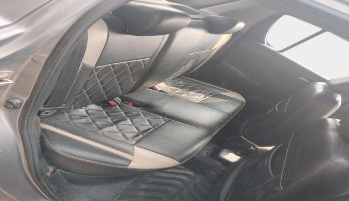 2015 Maruti Swift VXI, Petrol, Manual, 1,14,107 km, interior