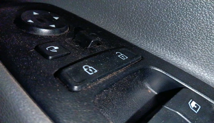 2021 Hyundai GRAND I10 NIOS SPORTZ 1.2 KAPPA VTVT, Petrol, Manual, 21,511 km, interior