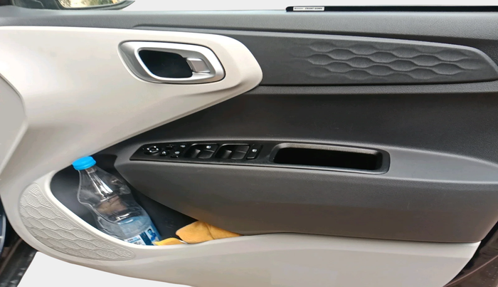 2024 Hyundai AURA SX 1.2 CNG, Petrol, Manual, 13,286 km, interior